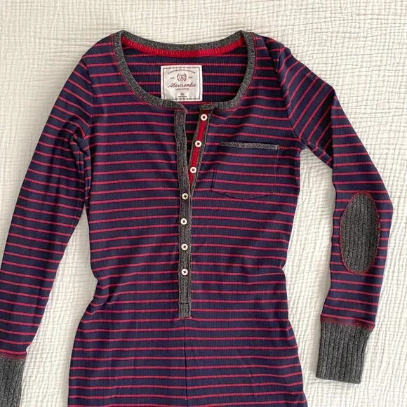 Abercrombie & Fitch One Piece Pajamas (XS) - Picture 3 of 12